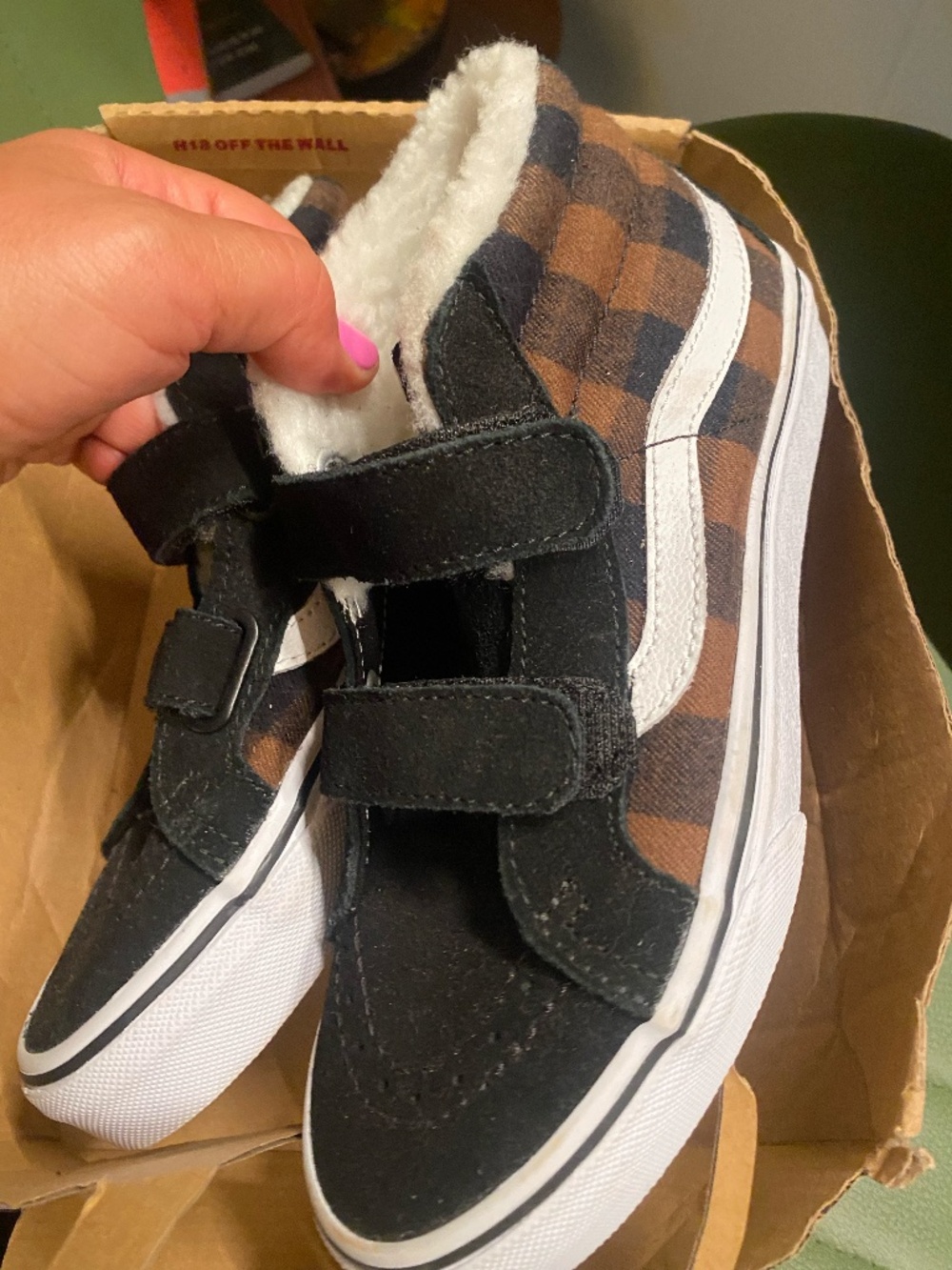 Vans - Picture 4 of 4
